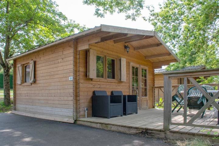 Location de vacances pour 2 personnes, avec Terrasse et Jardin à Le Vey - 2