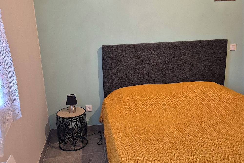 Ganze Wohnung, Apartment located 35 minutes from the sea and 35 minutes from the Cevennes. in Saint-Clément, Mittelmeerküste (Frankreich)