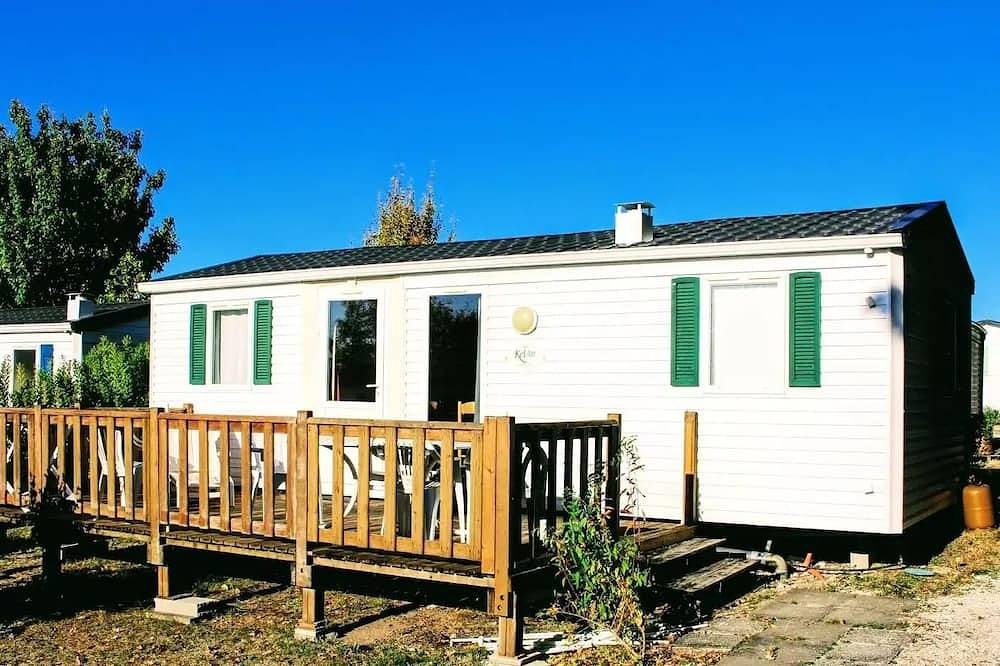 Camping pour 6 Personnes dans Verteillac, Périgord Vert