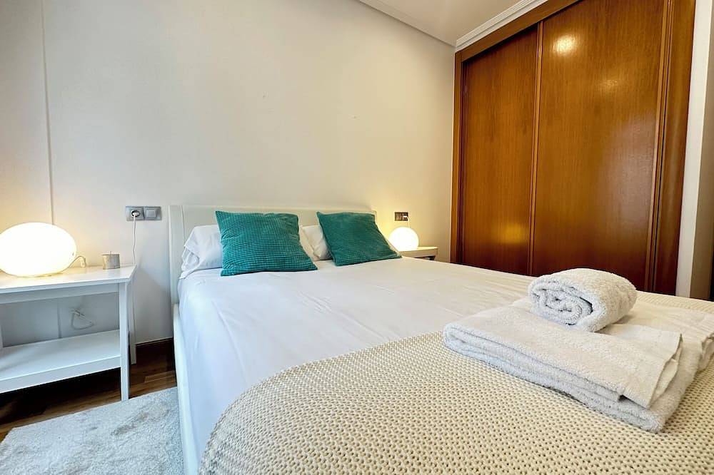 Entire apartment, Luxury Centro de Vigo Balcony in Vigo, Rías Baixas