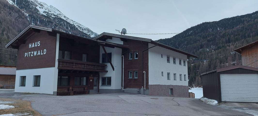 Ferienhaus für 10 Personen, mit Balkon