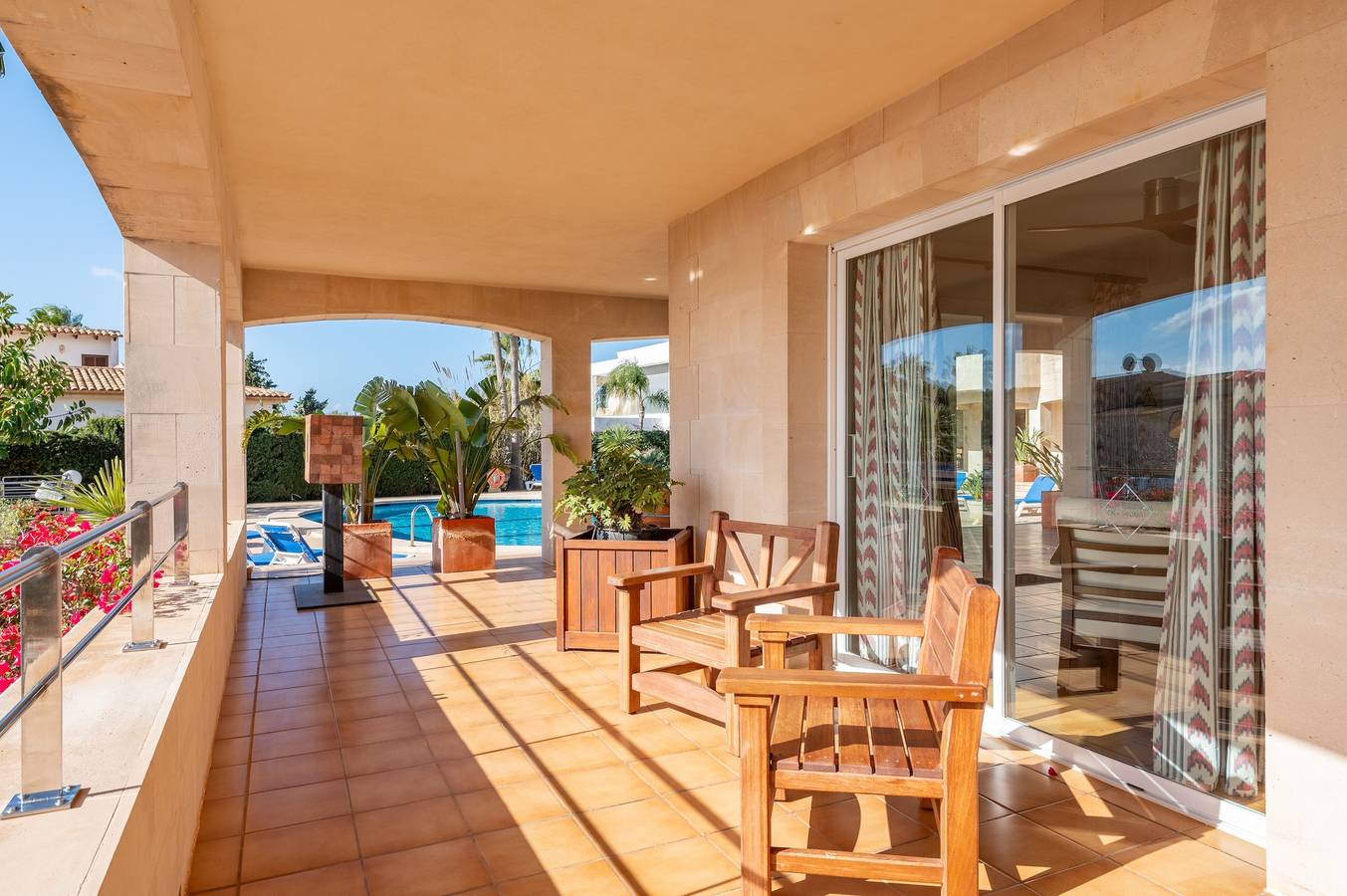 Ganze Wohnung, Ferienwohnung 'Residencial Planta Baja Vista Mar' mit Meerblick, Gemeinschaftspool und Wlan in Cala Santanyí, Santanyí