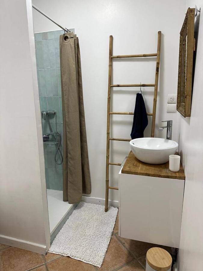 Location de vacances pour 10 personnes, avec balcon et piscine à Grane - 2