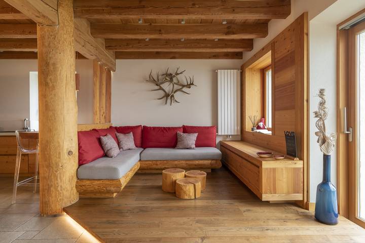 Casera Degnona in Chies d'Alpago, Prealpi Carniche