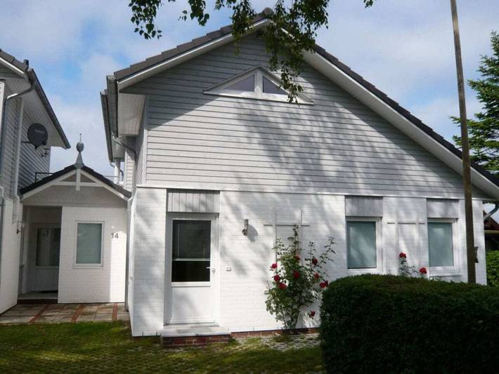 Ferienhaus für 2 Personen, mit Garten in Falshöft