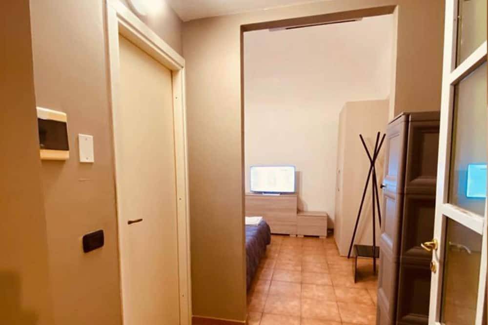 Geheel appartement, Studio apartment 6 hhva in Valenza, Provincie Alessandria