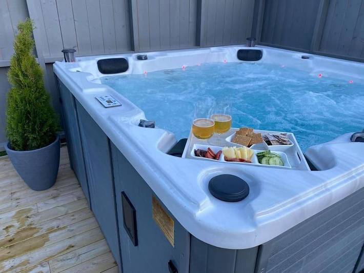 Villa für 8 Personen, mit Ausblick und Garten sowie Terrasse in Vesterålen