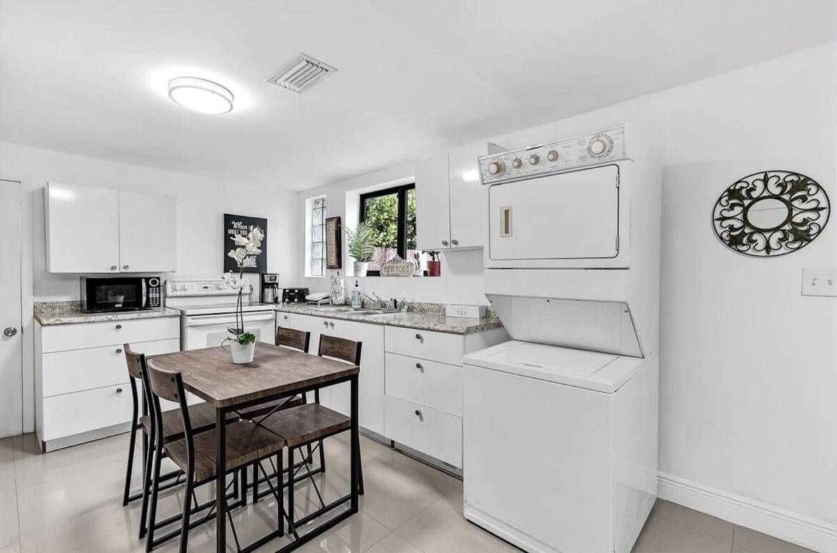 Vibrant Miami Living- Buena Vista Vacation Home close to beaches, Wynwood & more in Miami, Florida