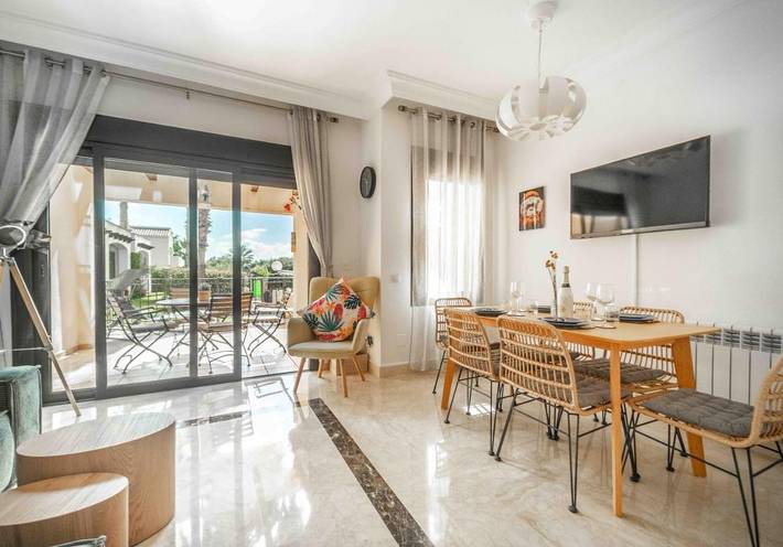 Casa de vacaciones para 5 personas, con jardín además de balcón y piscina - 1