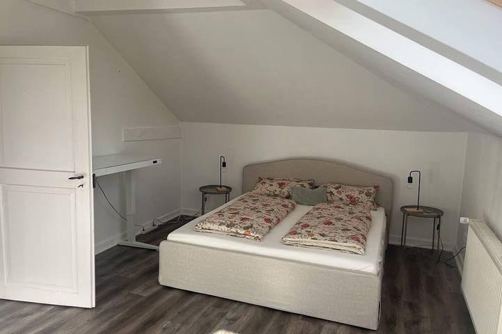 Ganze Wohnung, Wunderschöne Ferienwohnung in Altbauvilla im Herzen von Boppard in Boppard, Mittelrhein