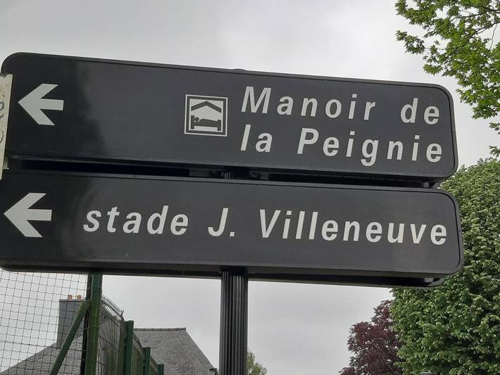 Location de vacances pour 2 personnes, avec Terrasse et Jardin ainsi que Piscine et Vue à Merdrignac - 3