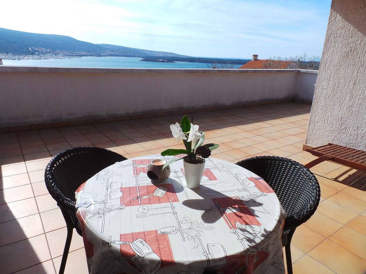 Ganzes Studio, Studio mit Terrasse und Klimaanlage  in Kornic, Krk