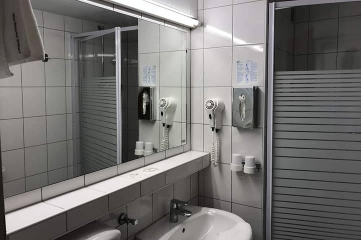 Hotel für 2 Personen, mit Whirlpool und Terrasse in Boppard - 2