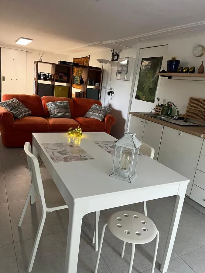 Apartamento de vacaciones para 4 personas, con jardín y vistas - 1