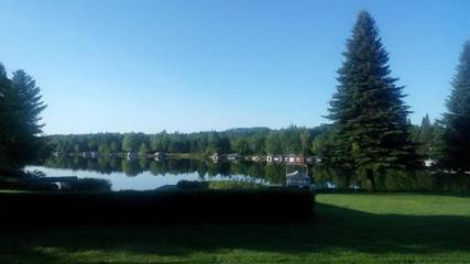 Maison de campagne pour 6 personnes, avec vue ainsi que jardin et vue sur le lac dans Saint Donat De Montcalm