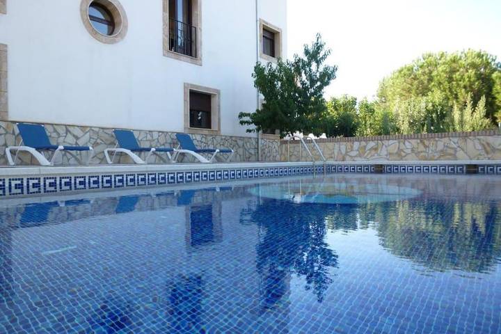 Casa rural para 8 personas, con jardín y vistas además de balcón y piscina en Iznájar - 2