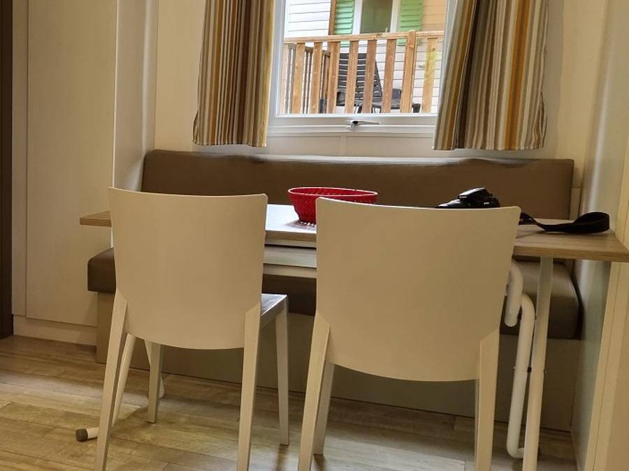 Camping La Chêneraie **** - Mobilhome 4 personnes - Cottage Le Mercure - climatisé - 2 chambres - S in Saint-Géry-Vers, Parc Naturel Régional des Causses du Quercy