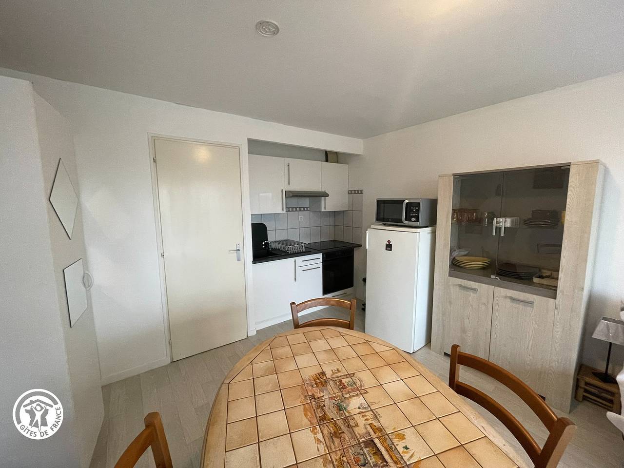 Appartement entier, Studio à 100m de la Mer à Saint-Hilaire-de-Riez, avec Balcon et Parking Public in Saint-Hilaire-de-Riez, Vendée
