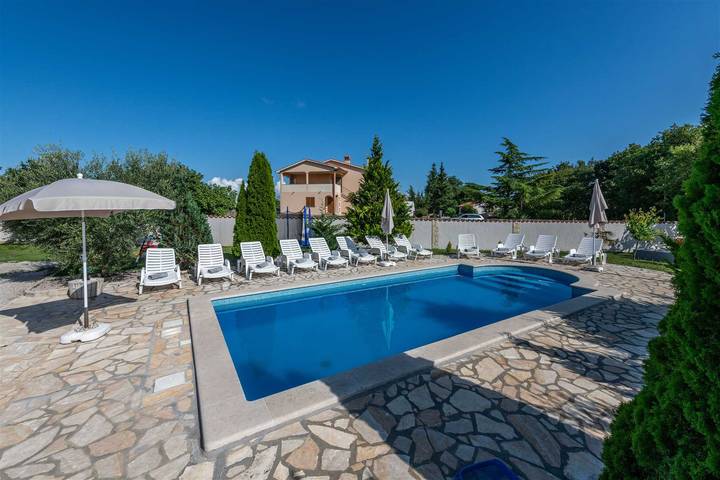 Villa pour 12 personnes, avec jardin et piscine à Labin - 4