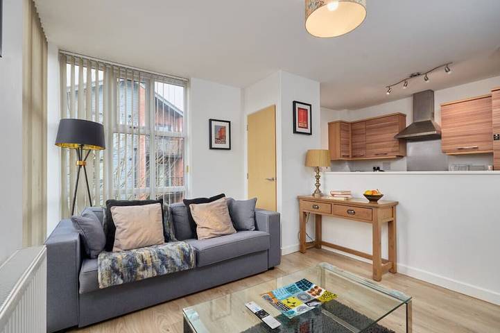 Glamping for 4 people, with balcony in Nottingham