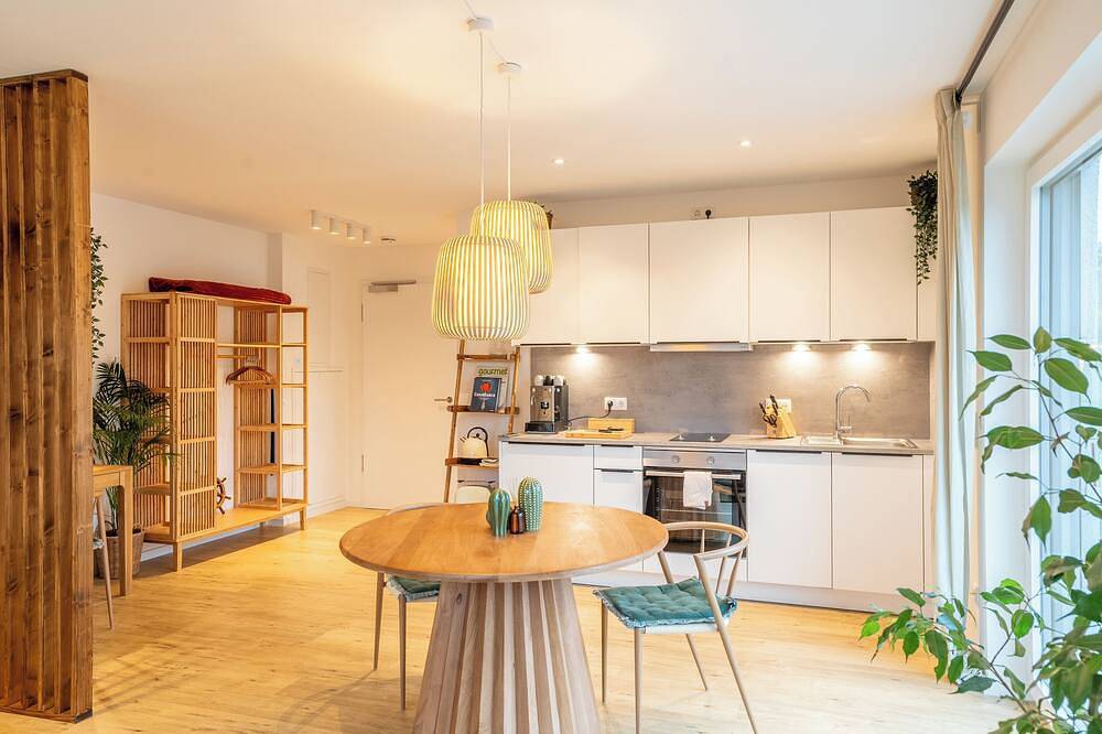 Ganze Wohnung, Stilvolles Design Apartment in Langenbach, nahe München und Flughafen München in Langenbach, Hopfenland Hallertau