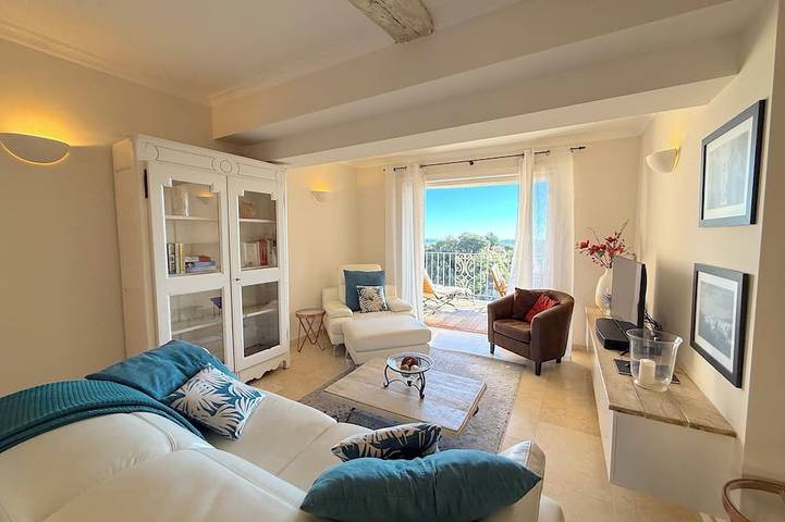 Fully air-conditioned 4-star luxury village house in Tourrettes-sur-Loup, Costa mediterránea (Francia)