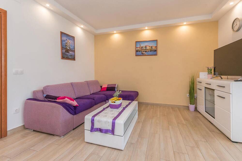 Prachtig huis in Kakma met Wifi in Polača, Zadar