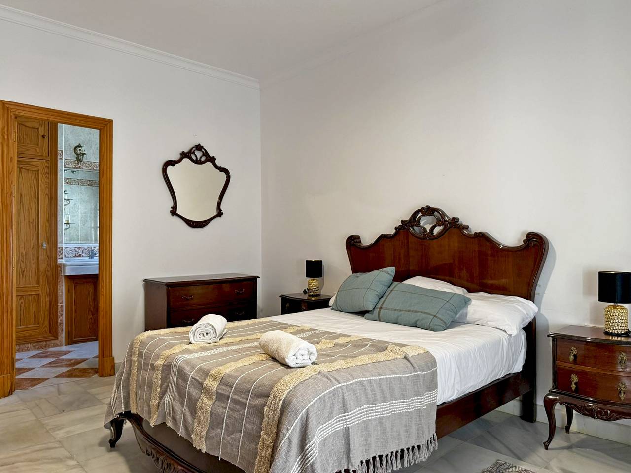 Villa Valdeazahares in El Puerto de Santa María, Costa de la Luz
