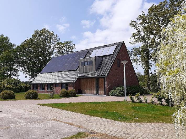 Vakantiehuis voor 20 personen, met balkon/terras en terras in Friesland