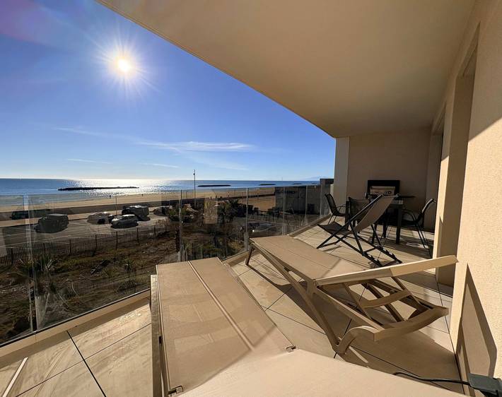 Gîte pour 4 personnes, avec balcon/terrasse et jacuzzi dans Casino de Valras Plage - 2