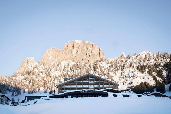 Hotel für 2 Personen, mit Ausblick und Sauna sowie Pool und Garten in Corvara in Badia - 2