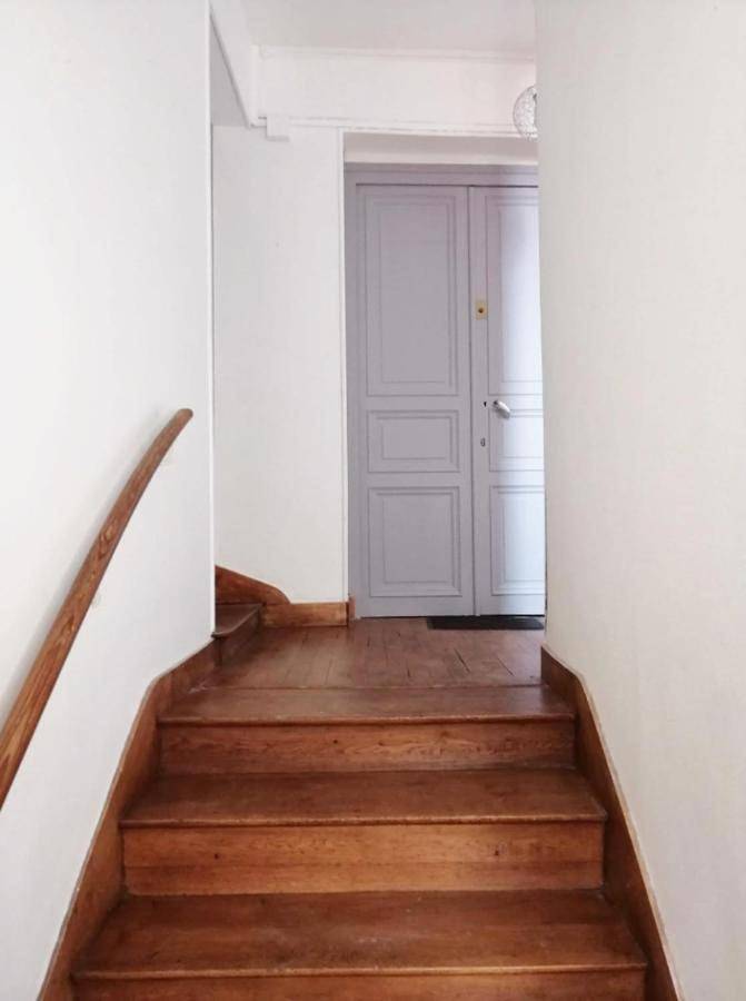 Appartement entier, Four-Bedroom Apartment in Poitiers, Vienne (France)