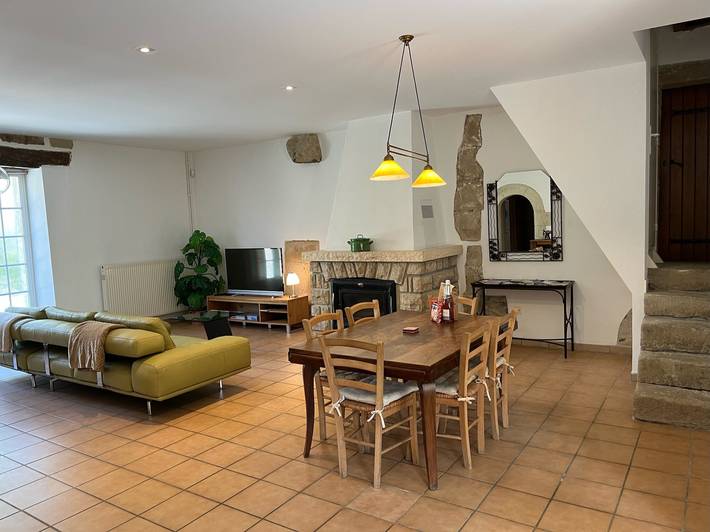 Gîte La Varenne : piscine partagée, jardin privé et Wi-Fi à Igornay, Bourgogne in Igornay, Région d'Autun