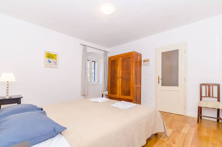 Apartamento entero, Apartamento de vacaciones para 3 personas con vistas in Jelsa, Hvar (isla)