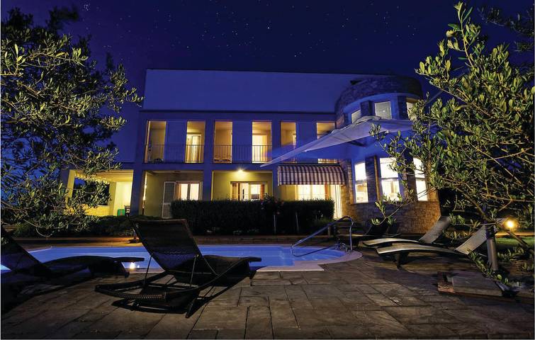 Ferienhaus für 10 Personen, mit Sauna und Terrasse, mit Haustier in Sukosan - 4