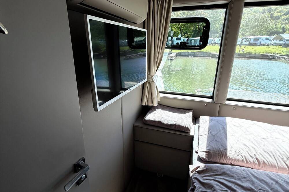 Hausboot 14,5m Luxboot Bt02, hochwertige Ausstattung!! in Winningen, Osteifel