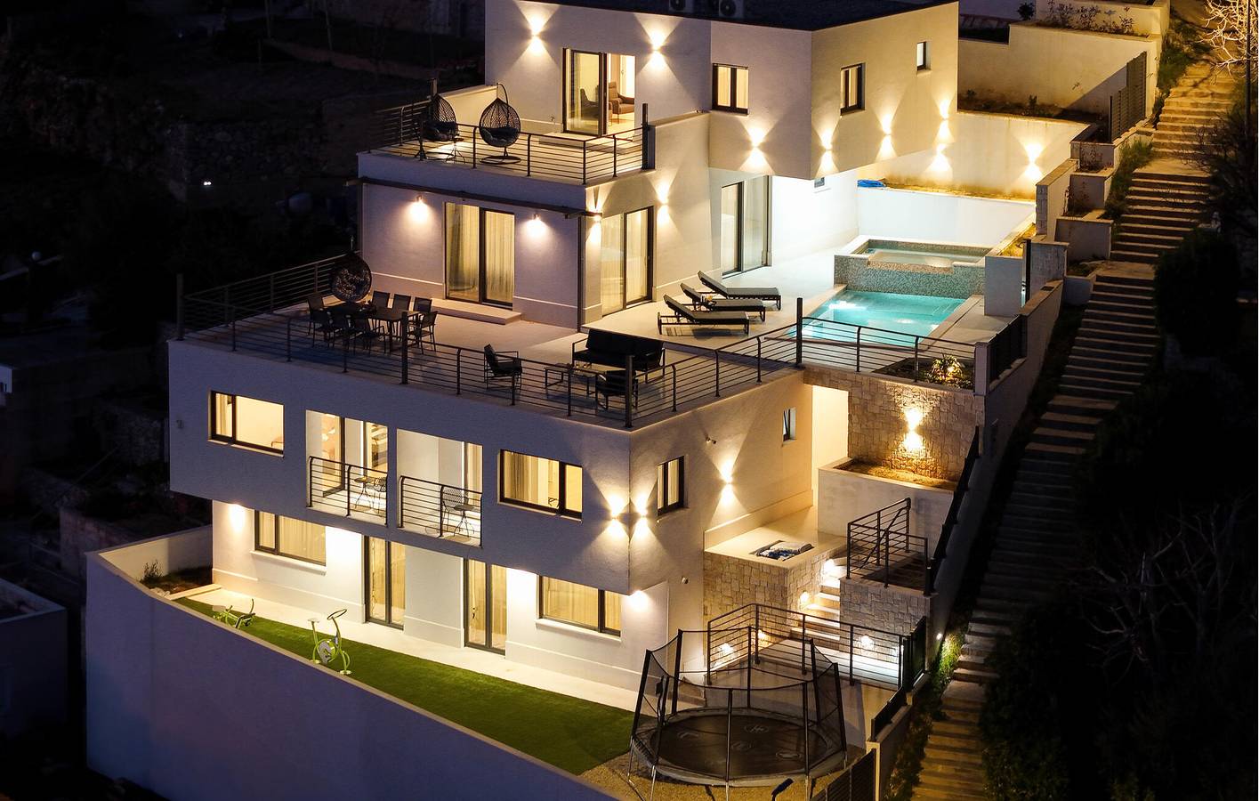 Dom dla 12 osób z taras in Celina, Omiš-Riviera