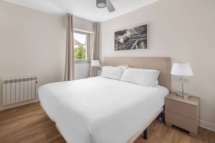 Appartement entier, Cosy 1-Bed Apartment | Paris Vincennes | Sleeps 4 in Vincennes, Val-de-Marne