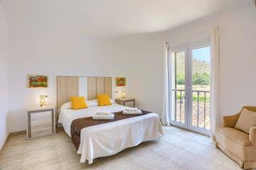 Villa in Playa del Port de Pollença, Pollença für 12 