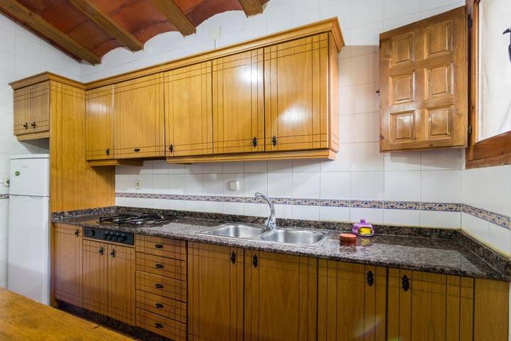 Casa rural para 6 personas, con piscina para niños además de vistas y jardín en Provincia de Albacete - 3