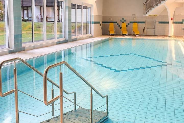 Ferienwohnung für 2 Personen, mit Balkon und Sauna sowie Pool und Garten - 1