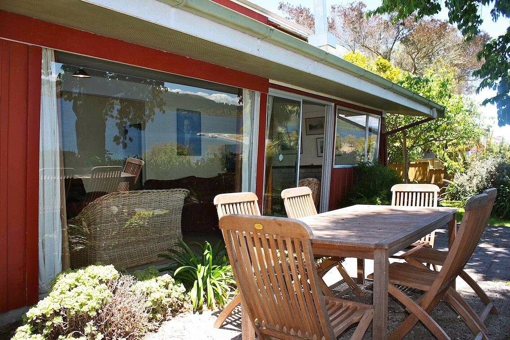 Moeroa - Wharewaka Holiday Home in Taupo, Taupo District