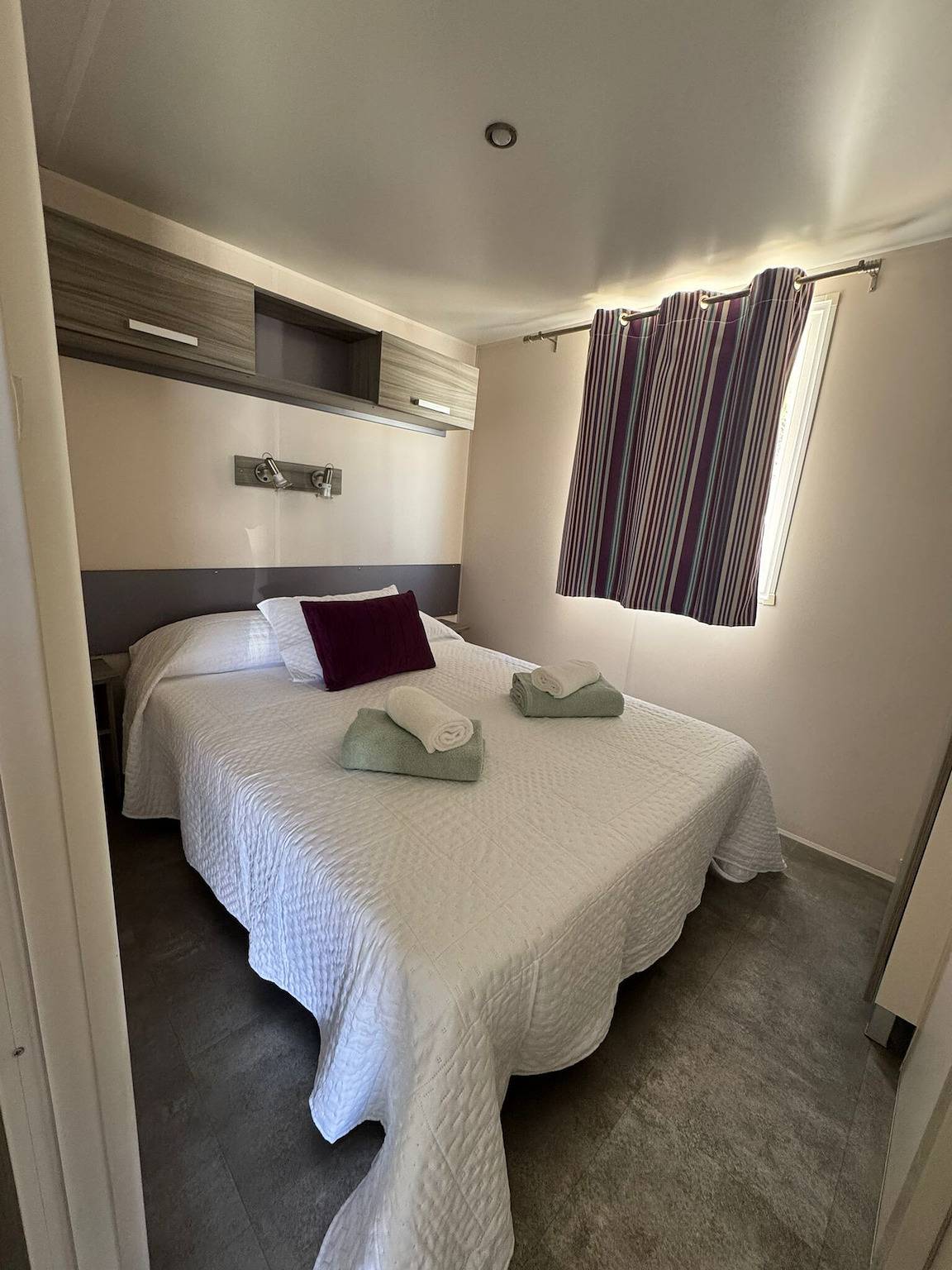 Casa Vacacional 'Coral Bungalow' con Piscina Compartida, Wi-Fi y Aire Acondicionado in Isla Canela, Ayamonte