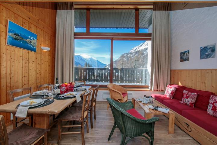 Chalet Charpoua for 6 near Le Tour Ski Lifts in Les Grandes Montets, Chamonix-Mont-Blanc