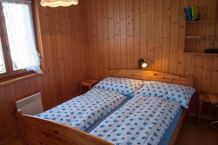Ganze Wohnung, Chalet Silberdistel Appartement/Fewo, Dusche, Wc 6-Bettwohnung in Rosswald, Brig