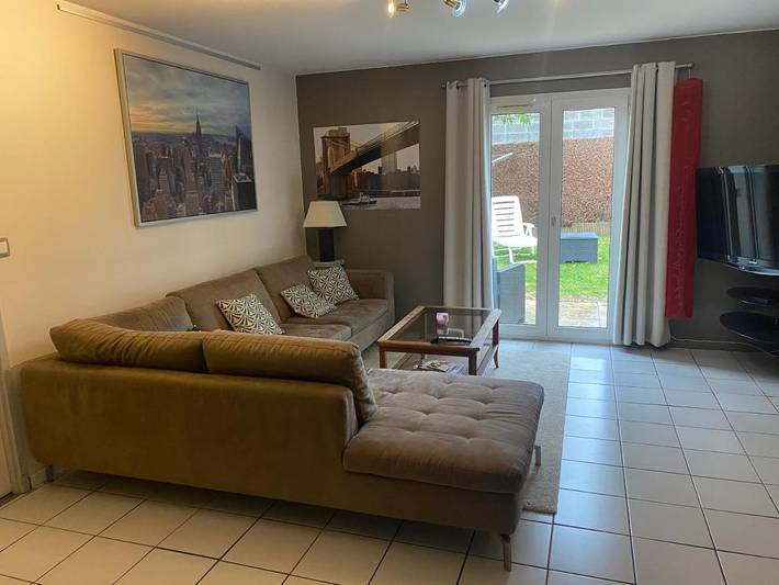 Apartamento de vacaciones para 6 personas, con jardín y jacuzzi - 1