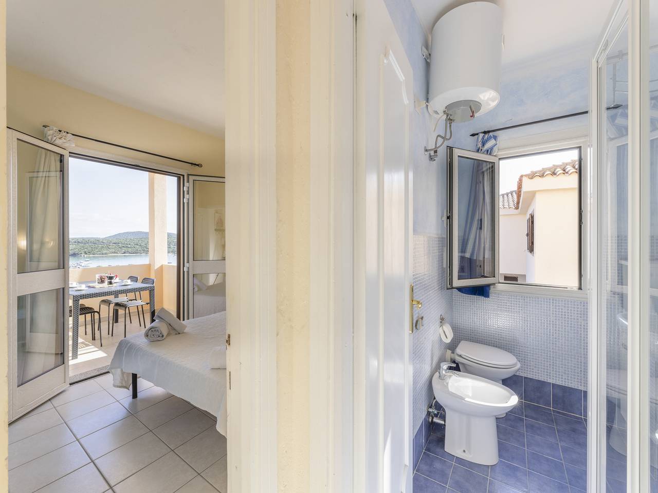 Ganze Wohnung, Entspannung in Strandnähe mit Meerblick in Cala Reale, Costa Smeralda