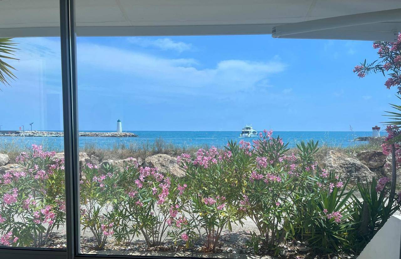 Appartement entier, One-Bedroom Apartment in Villeneuve-Loubet Plage, Villeneuve-Loubet