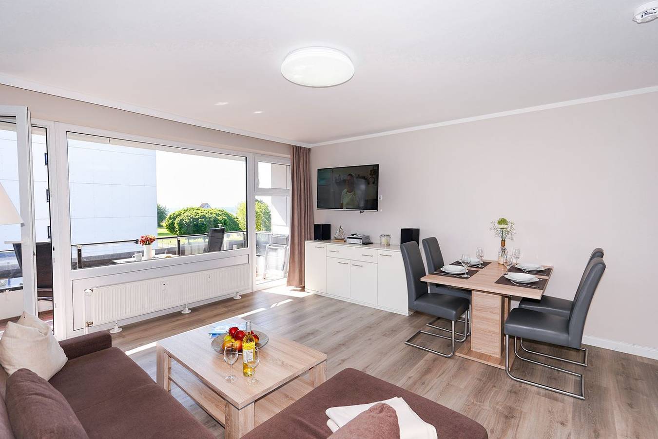 Ganze Wohnung, Ferienwohnung Prinzenhof Whg. 14 mit Balkon, Meerblick & Strandnähe in Grömitz, Ostholstein