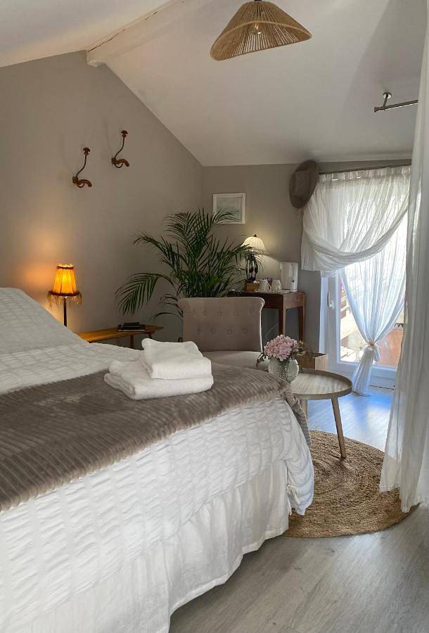 Double Room with Private Bathroom in La Bernerie-en-Retz, Côte de Jade